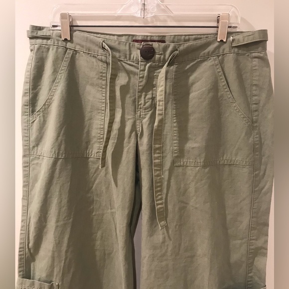 CARGO CAPRI OLIVE GREEN PANTS - Picture 2 of 8